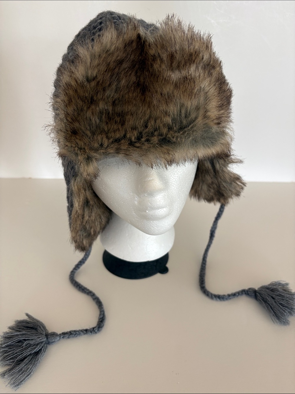 Hat Attack Faux Fur Trooper Hat in Brown and Gray NWOT